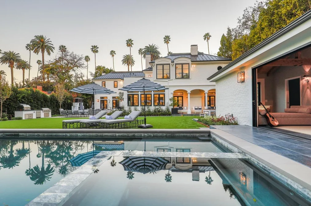 Canon Drive Residence in Beverly Hills, architectural stone program by CAD Stone Works