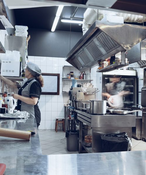 scenes-brands-chef-cooking-professional-kitchen-restaurant-meal-client-delivery-open-business-from-inside-meals-quarantine-hurrying-up-motion-1